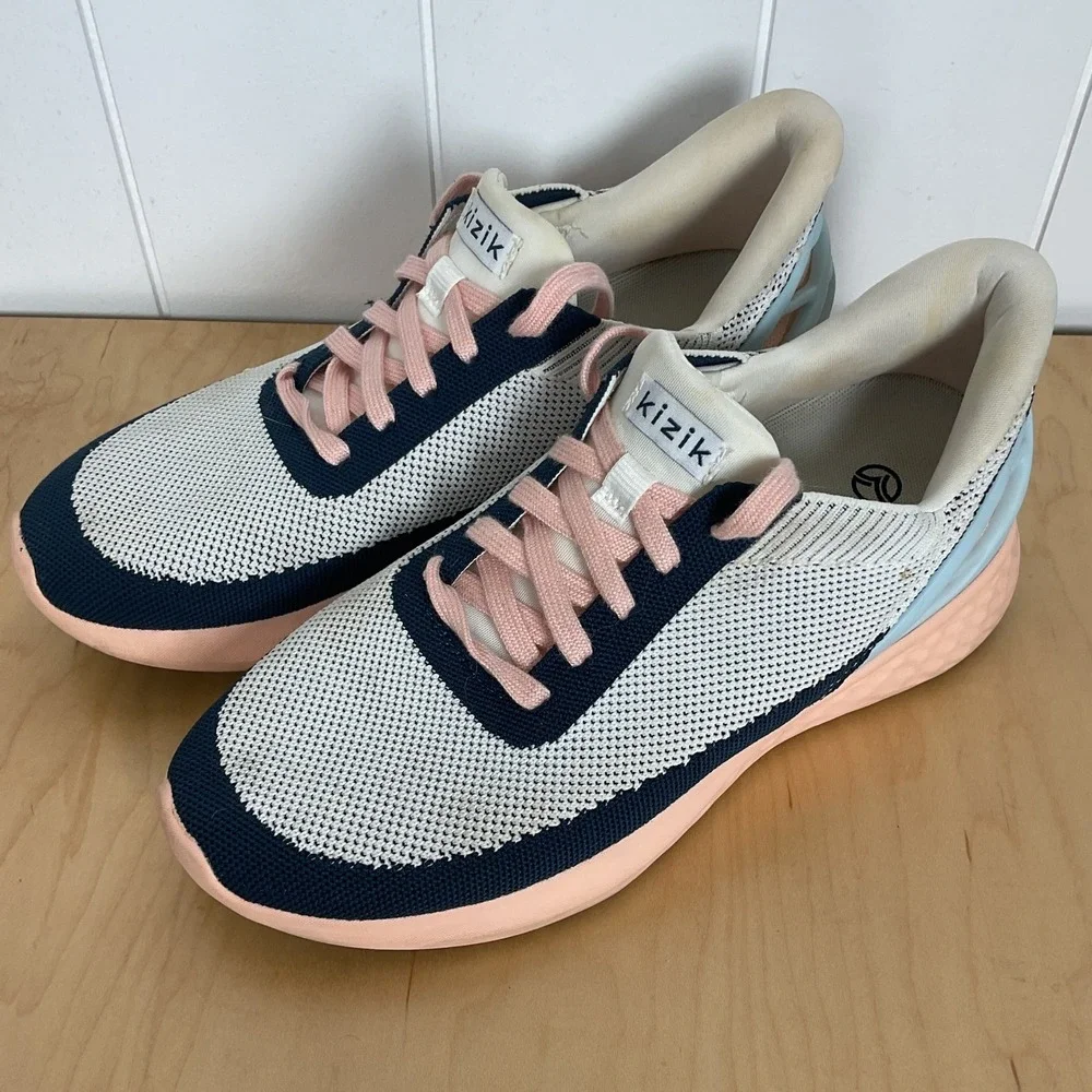 Kizik Ahtens Hands-Free Sneakers in Bahama Color 9‎ Womens